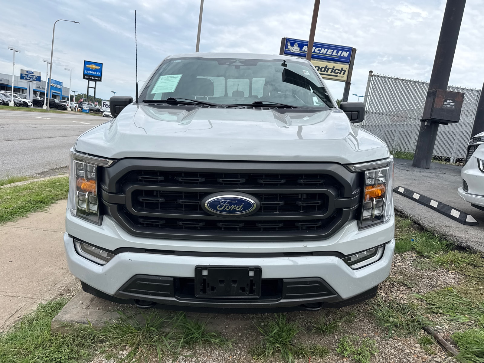 Used 2023 Ford F-150 XLT with VIN 1FTFW1E83PKE37924 for sale in Kansas City