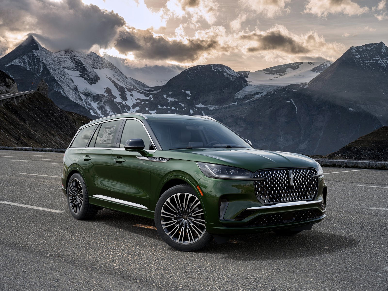 New 2027 Lincoln Aviator Black Label SUV