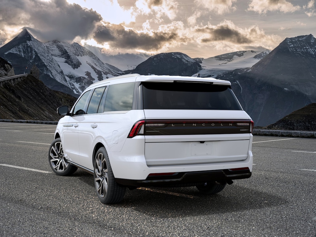 New 2027 Lincoln Navigator Black Label SUV