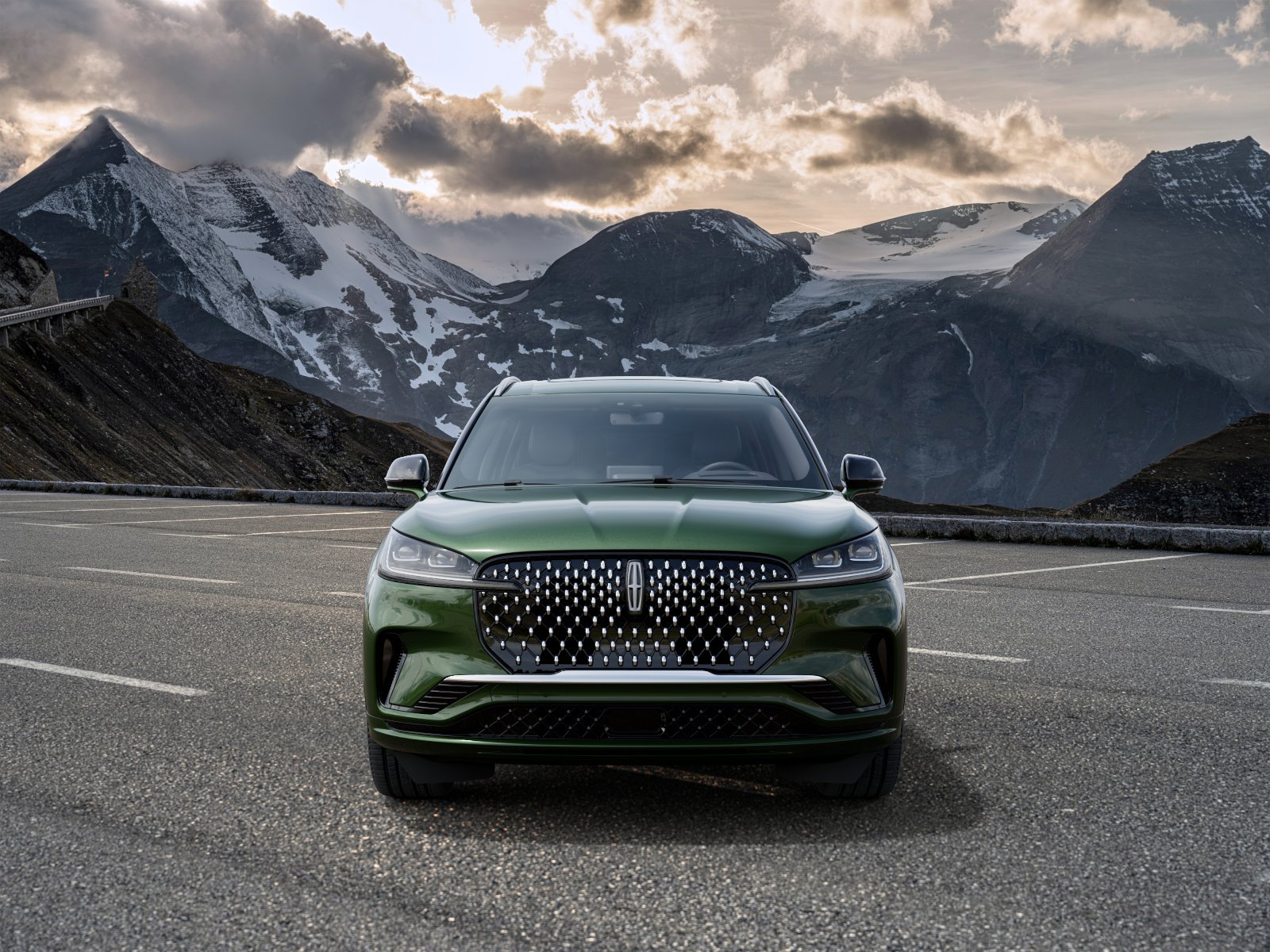 New 2027 Lincoln Aviator Black Label SUV