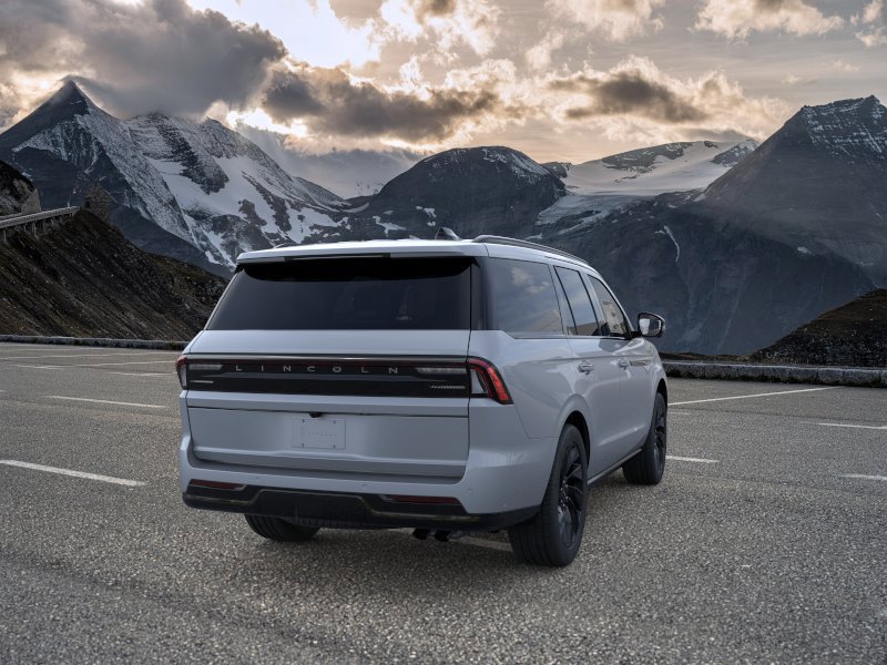 2026 Lincoln Navigator Reserve - Photo 7
