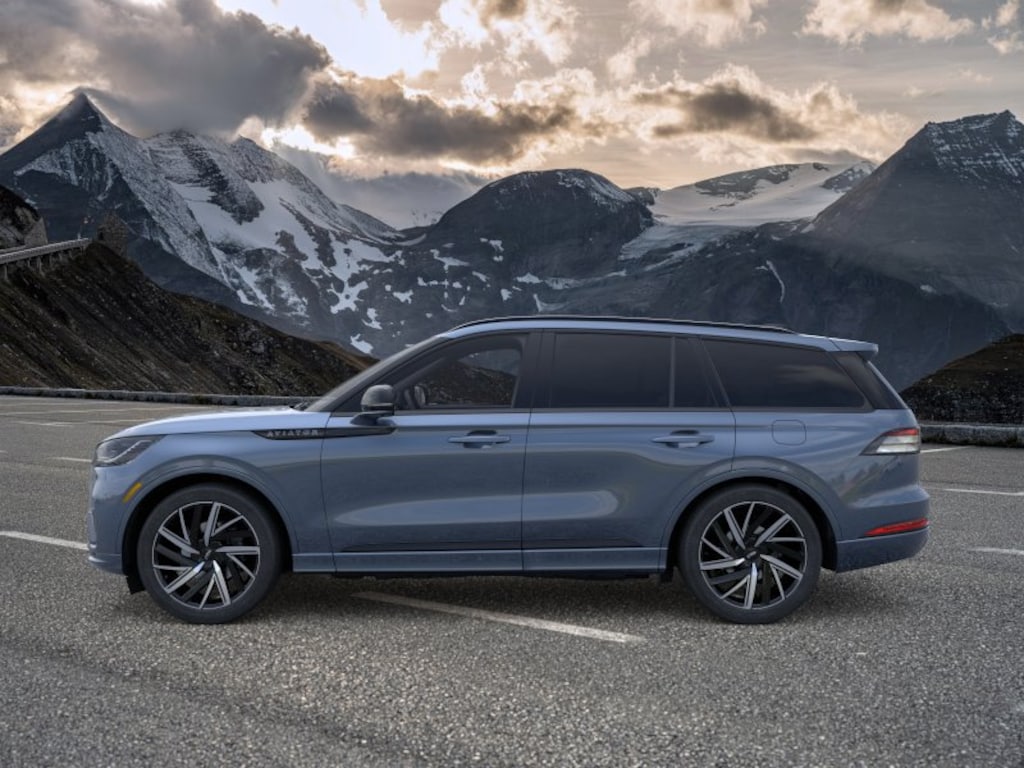 New 2026 Lincoln Aviator Black Label SUV