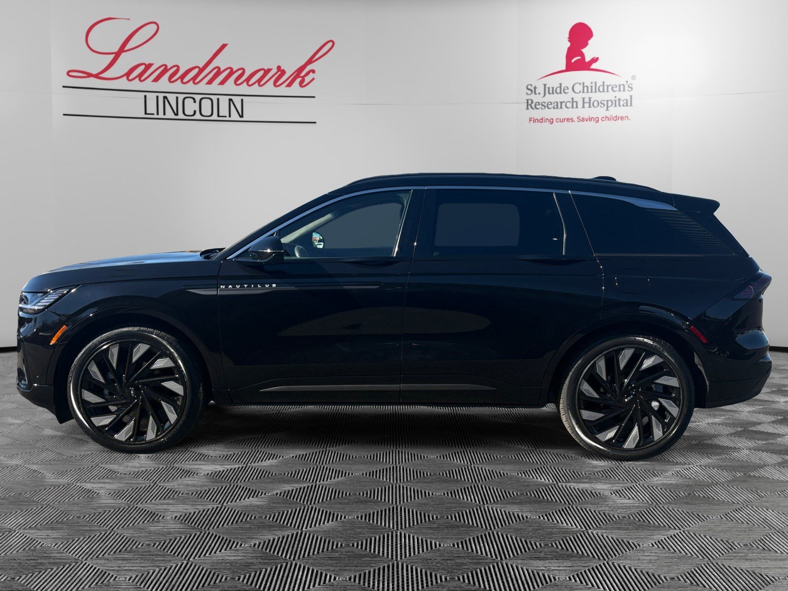 Certified 2024 Lincoln Nautilus Black Label Black Label AWD