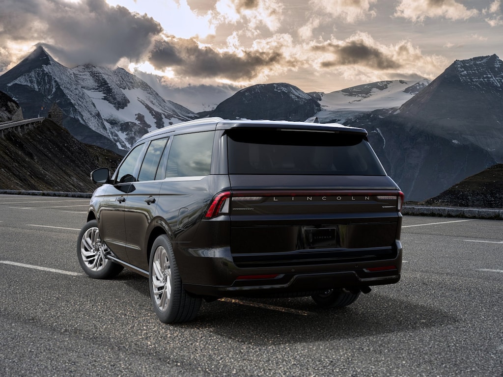New 2027 Lincoln Navigator Reserve SUV