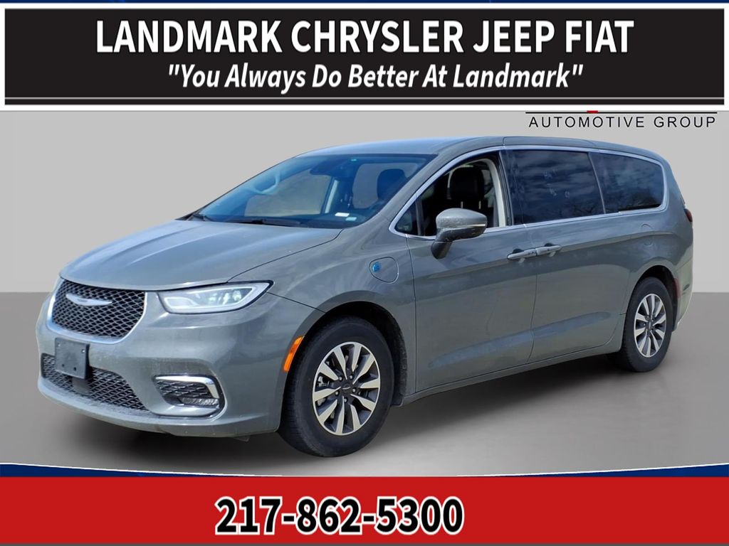 2023 Chrysler Pacifica Hybrid Touring L
