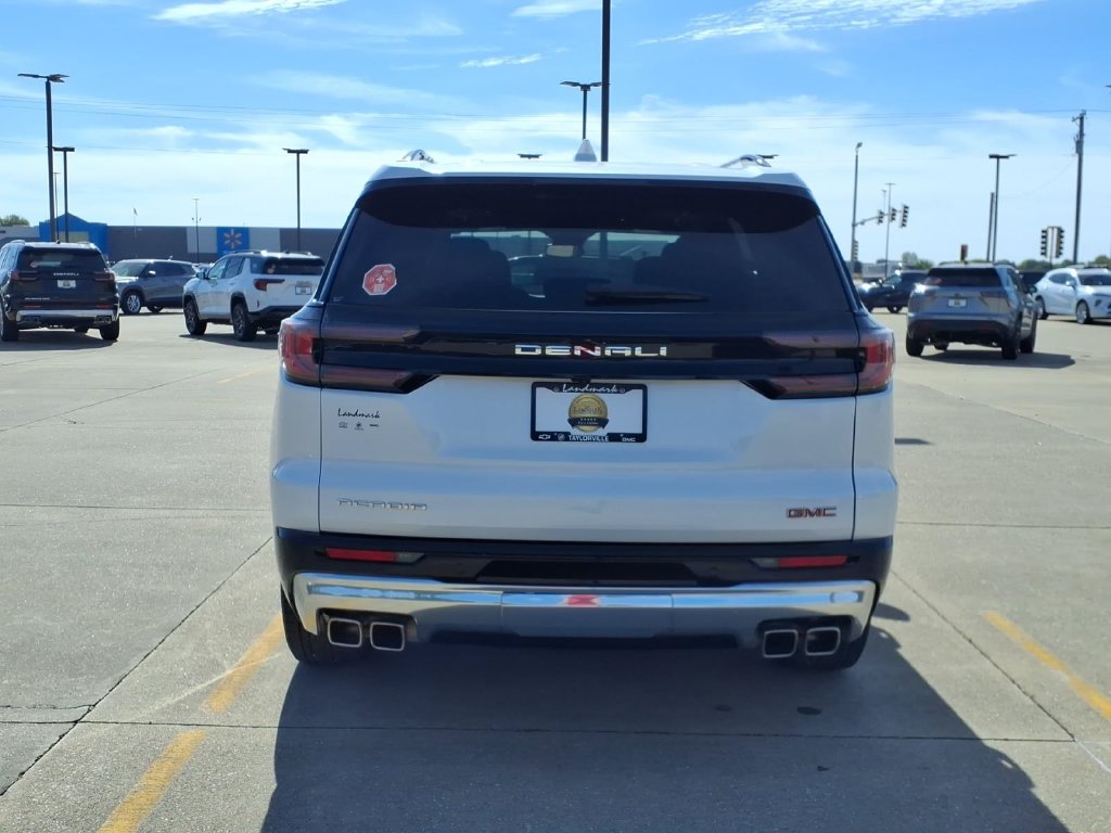 Used 2024 GMC Acadia