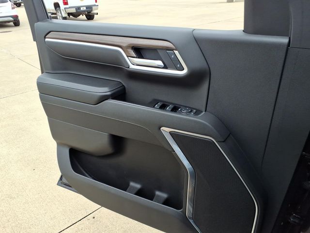 2025 Chevrolet Silverado 1500 LT - Photo 15
