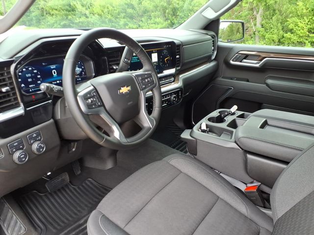2025 Chevrolet Silverado 1500 LT - Photo 16