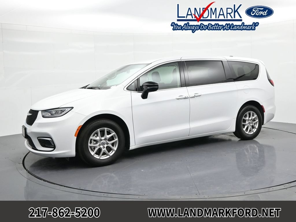 Certified 2024 Chrysler Pacifica Touring L PASSENGER VAN