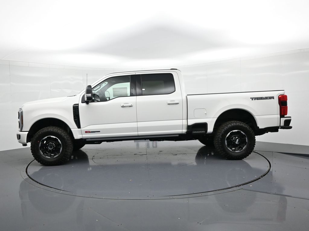 2026 Ford F-250 Super Duty Platinum - Photo 9