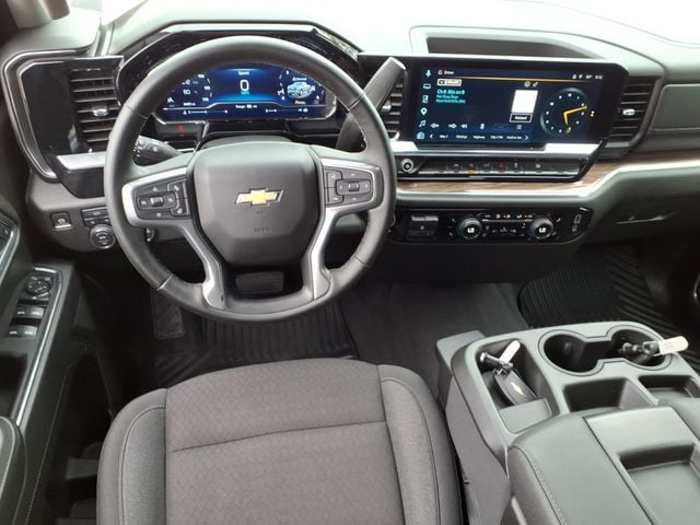 2025 Chevrolet Silverado 1500 LT - Photo 7