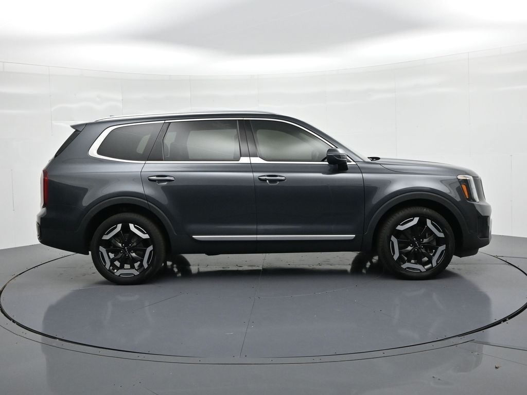 Used 2024 Kia Telluride