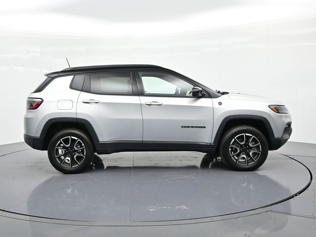 Certified 2025 Jeep Compass Trailhawk SUV