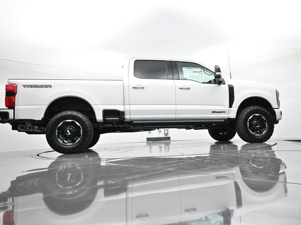 2026 Ford F-250 Super Duty Platinum - Photo 26