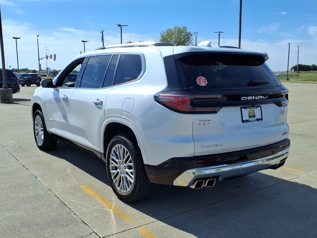 Used 2024 GMC Acadia