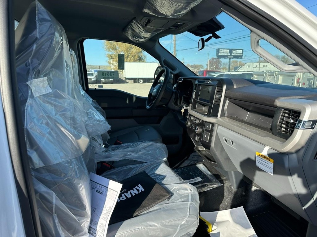 New 2025 Ford F-450SD XL Chassis