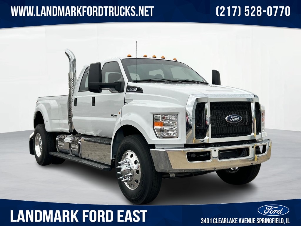 2025 Ford F-750SD