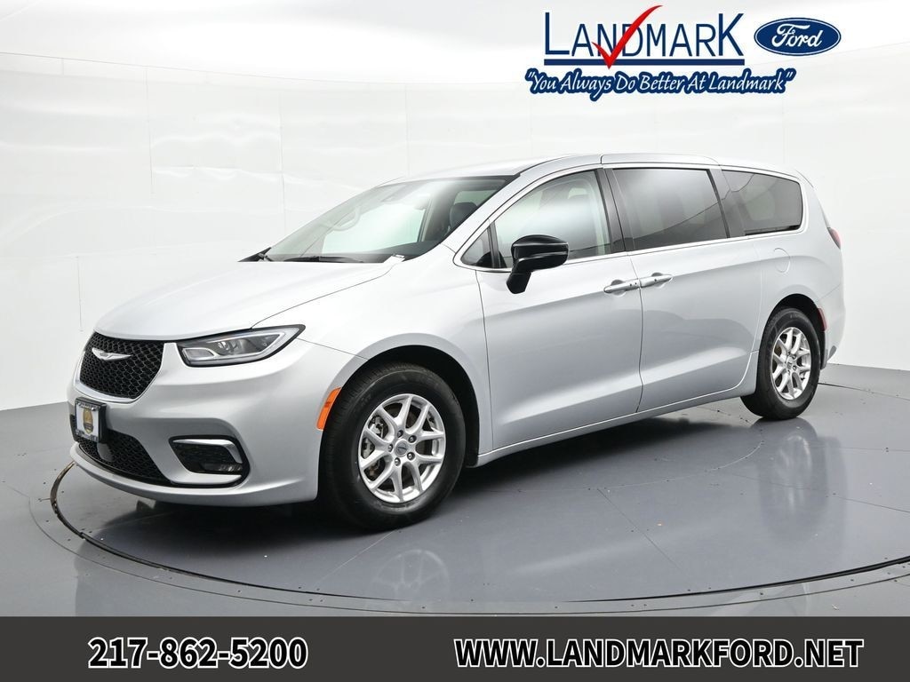 2024 Chrysler Pacifica
