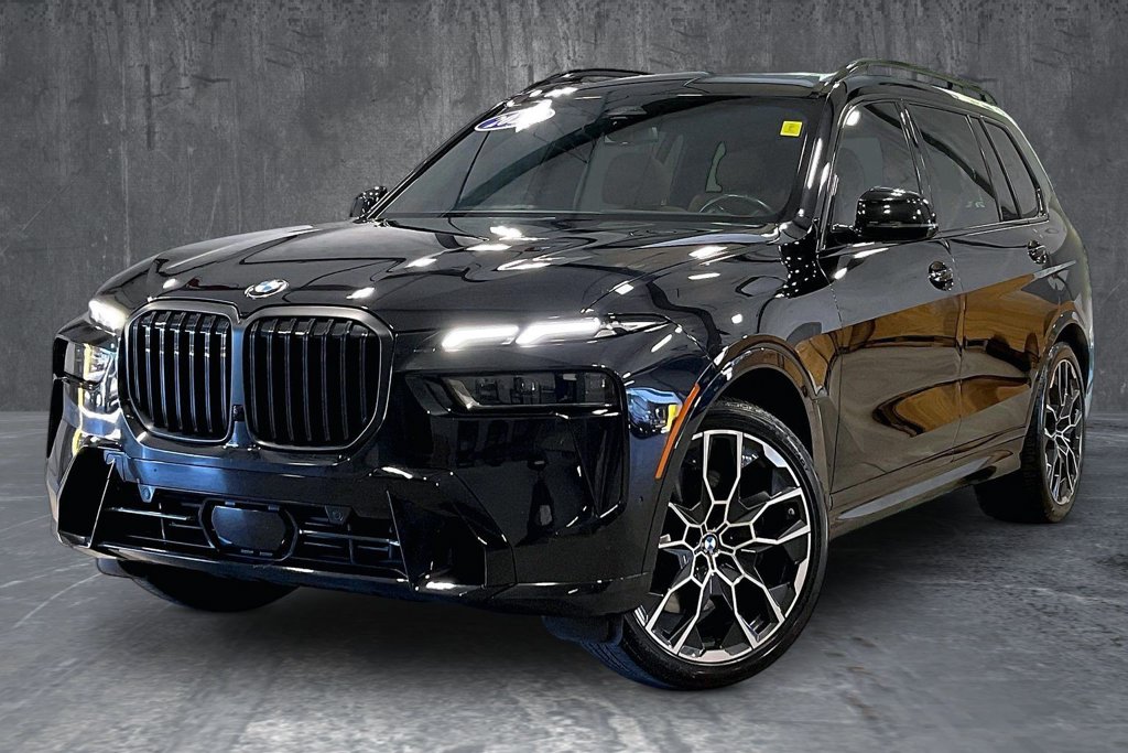 2023 BMW X7