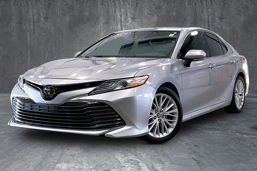 Used 2019 Toyota Camry XLE Sedan