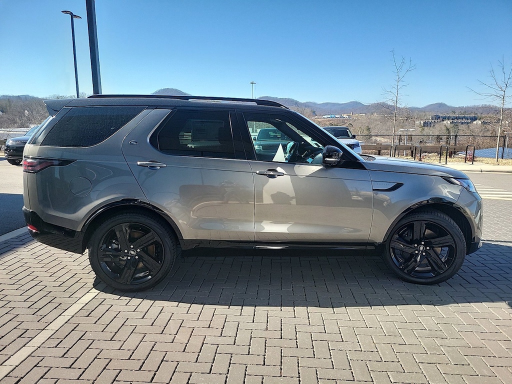 Certified 2025 Land Rover Discovery Dynamic SE P360 Dynamic SE