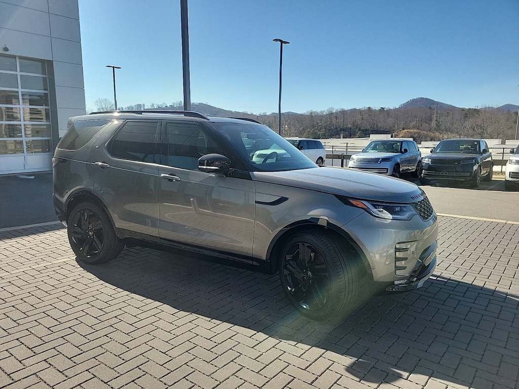Certified 2025 Land Rover Discovery Dynamic SE P360 Dynamic SE