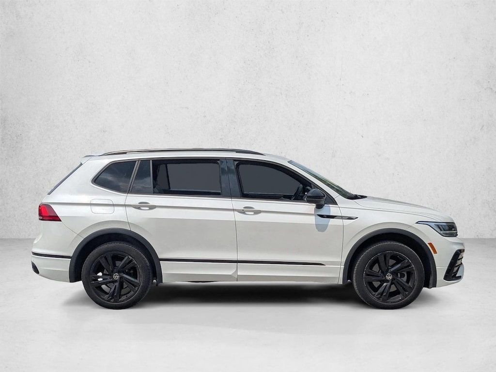 Used 2024 Volkswagen Tiguan 2.0T SE R-Line Black SUV