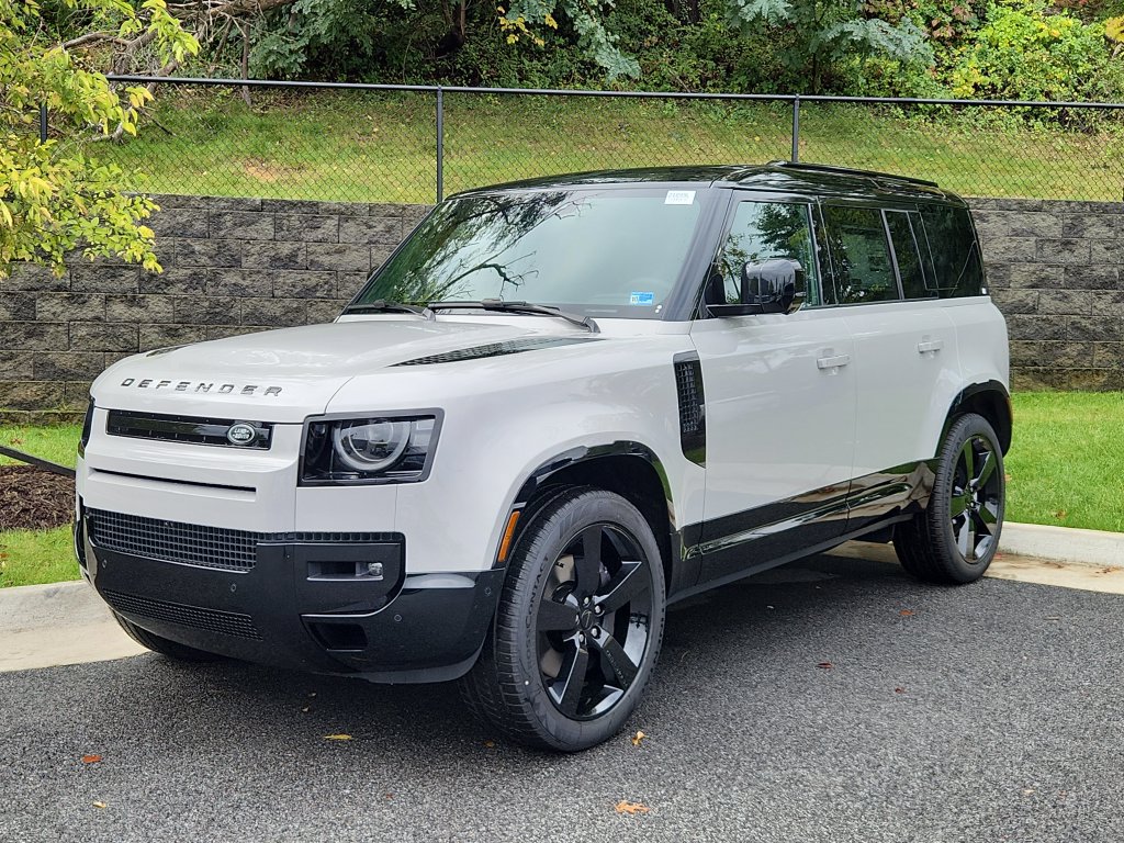 2026 Land Rover Defender 110 400PS X-Dynamic SE SUV