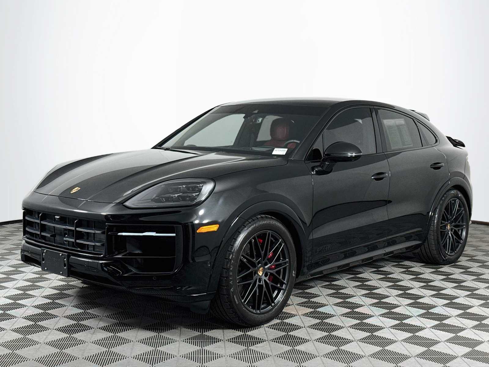 2025 Porsche Cayenne Coupe