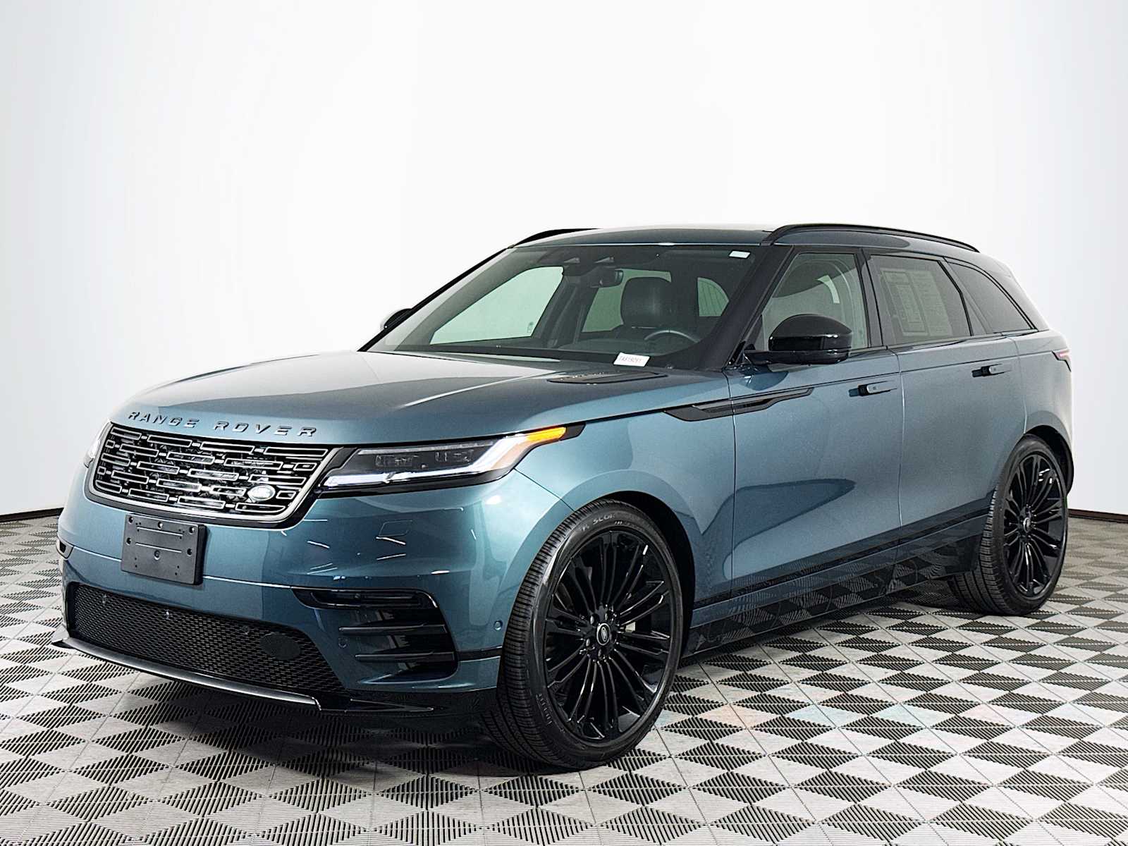 2026 Land Rover Range Rover Velar
