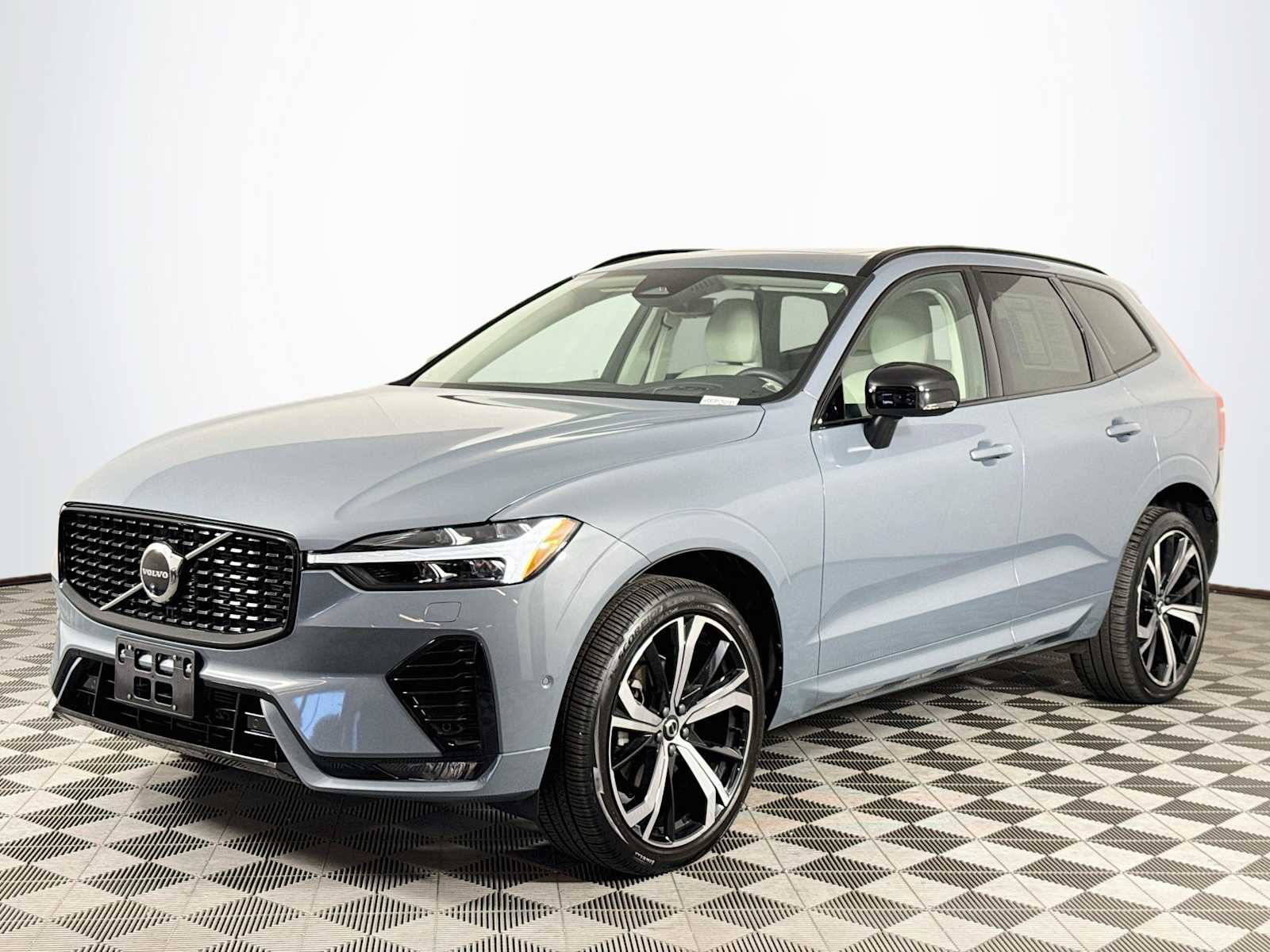 2023 Volvo XC60 Ultimate