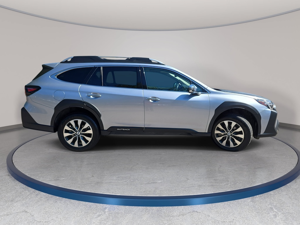 Used 2024 Subaru Outback Touring XT SUV