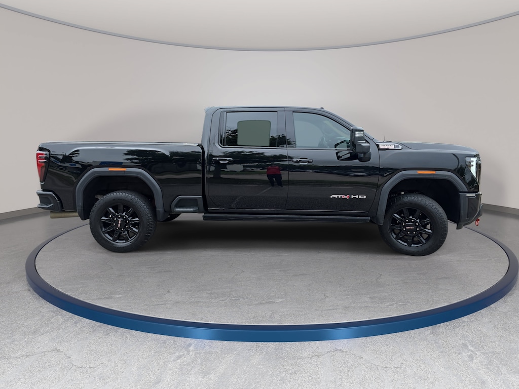 Used 2025 GMC Sierra 2500HD AT4 Truck Crew Cab