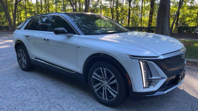 Used 2025 Cadillac Lyriq Luxury SUV