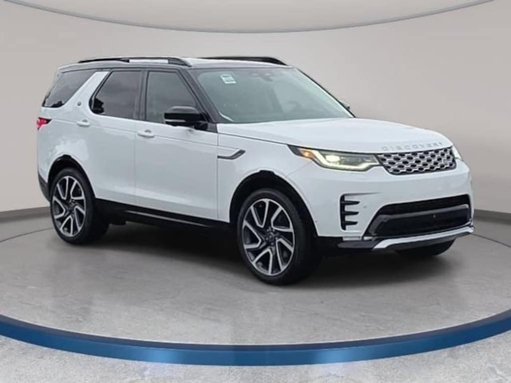 Used 2025 Land Rover Discovery Metropolitan Edition SUV