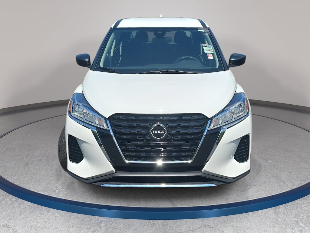 Used 2025 Nissan Kicks Play S SUV