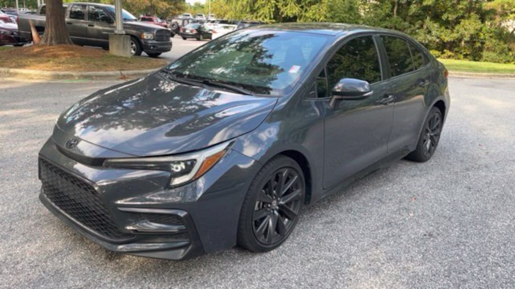 Used 2023 Toyota Corolla SE Sedan