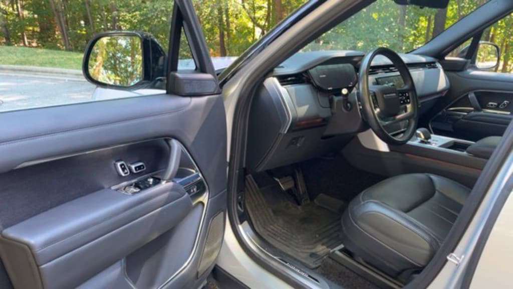 Used 2025 Land Rover Range Rover Autobiography SUV