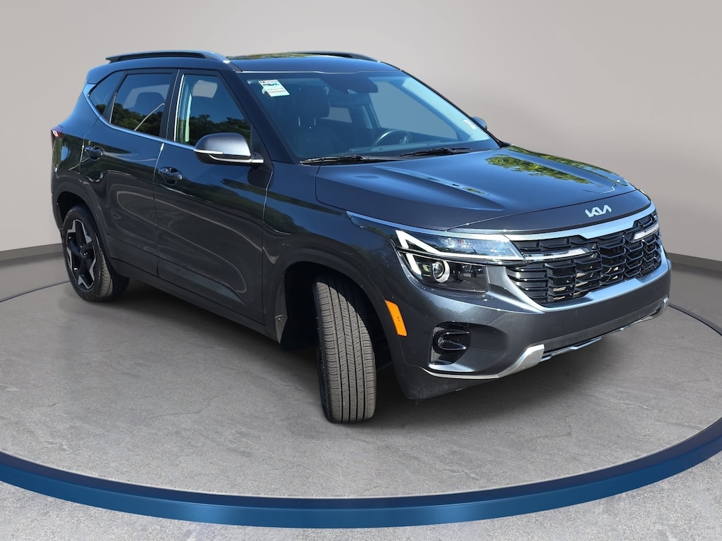 Used 2025 Kia Seltos EX SUV