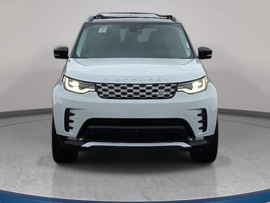 Used 2025 Land Rover Discovery Metropolitan Edition SUV