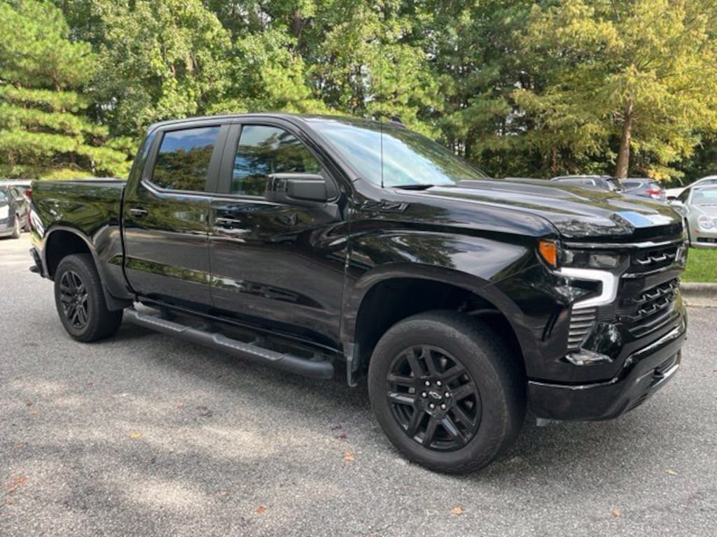 Used 2025 Chevrolet Silverado 1500 LT Trail Boss Truck Crew Cab