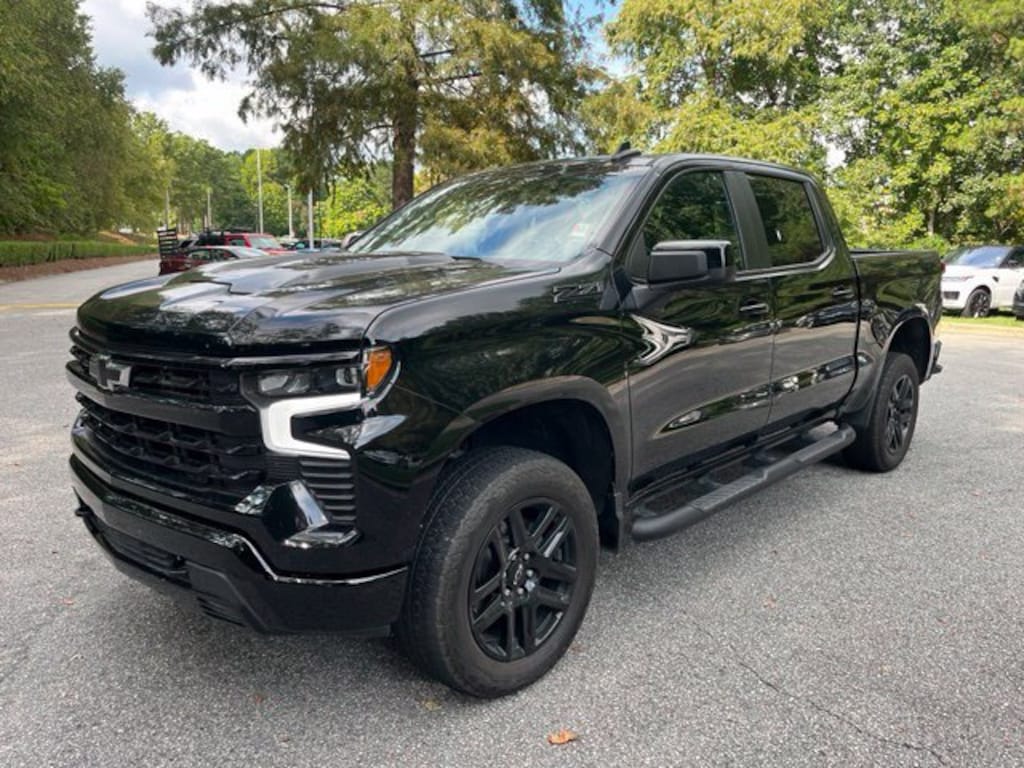 Used 2025 Chevrolet Silverado 1500 LT Trail Boss Truck Crew Cab