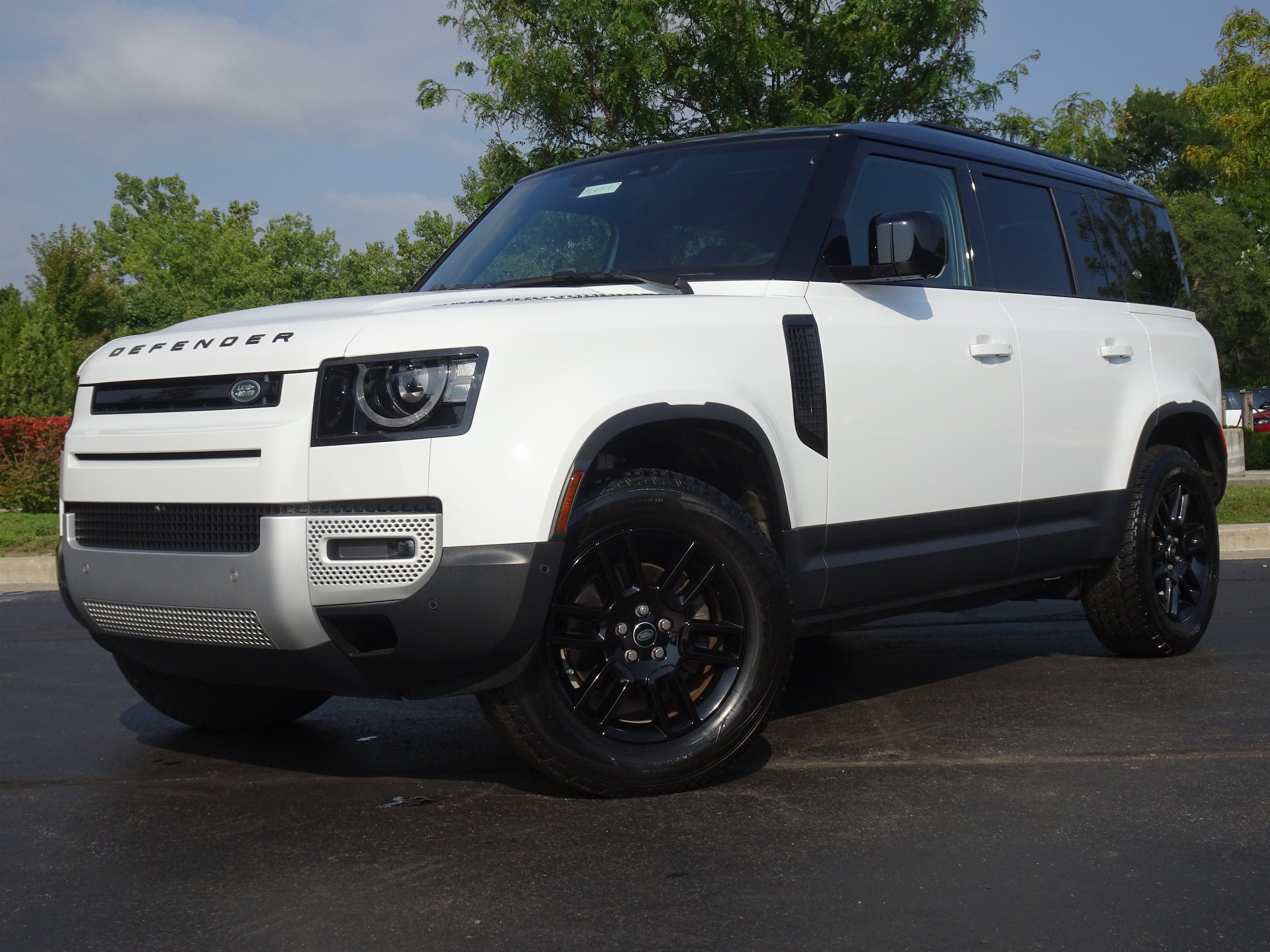 2024 Land Rover Defender