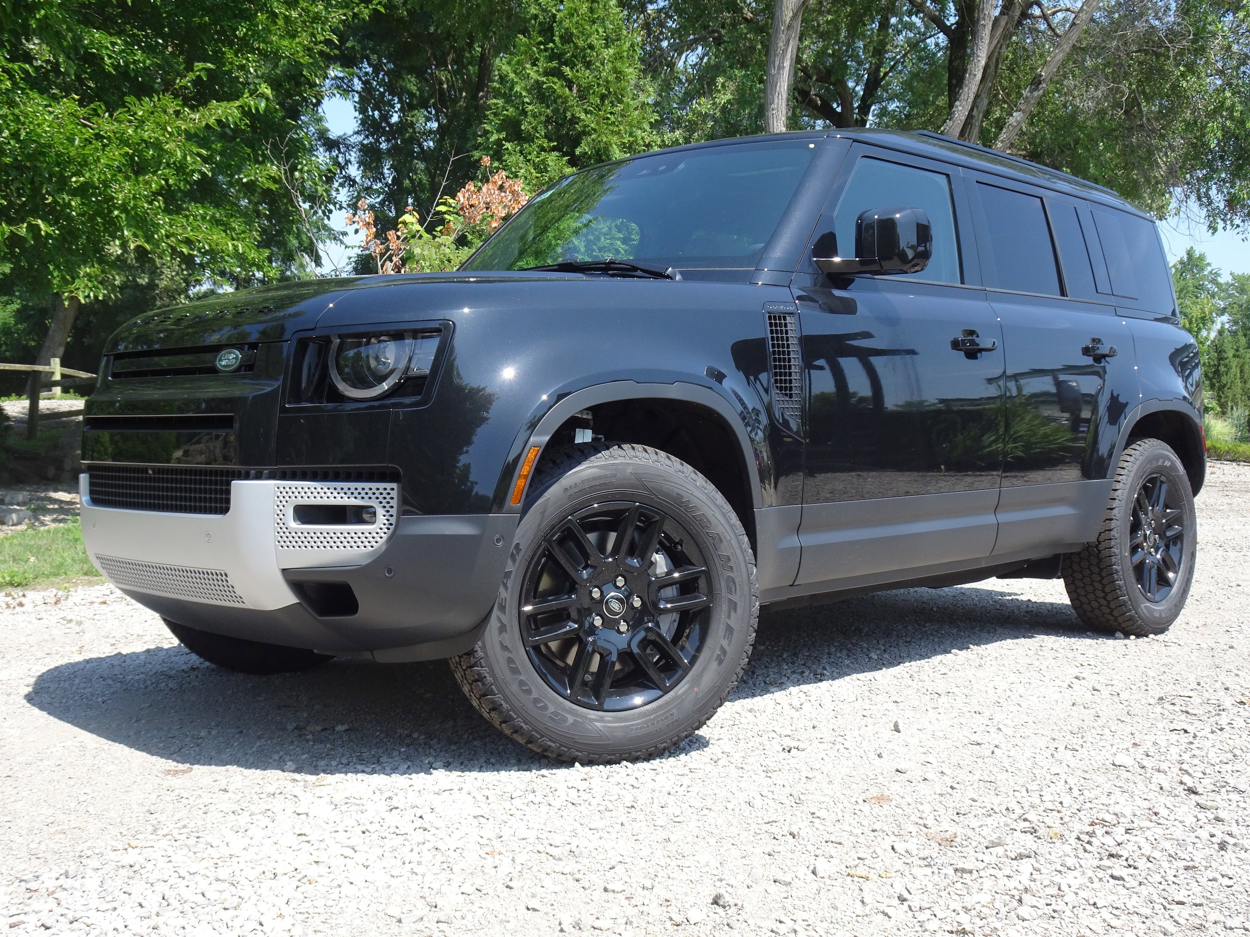2025 Land Rover Defender