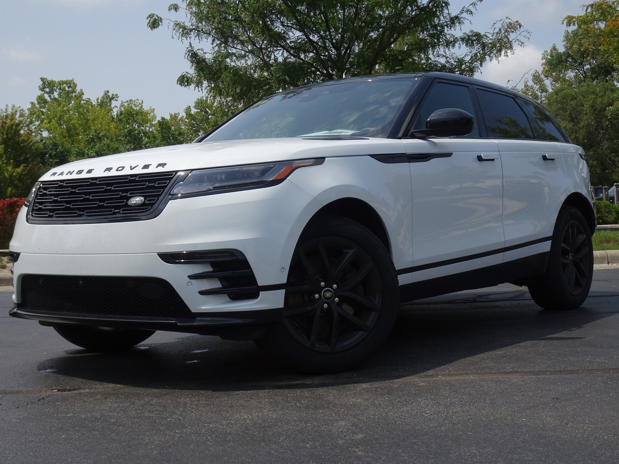 2026 Land Rover Range Rover Velar