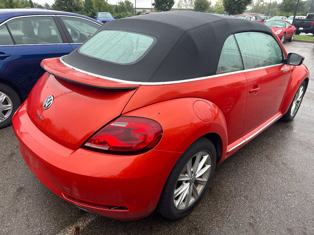 Used 2018 Volkswagen Beetle 2.0T SE Convertible