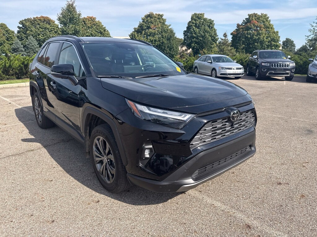 Used 2025 Toyota RAV4 Hybrid Limited SUV