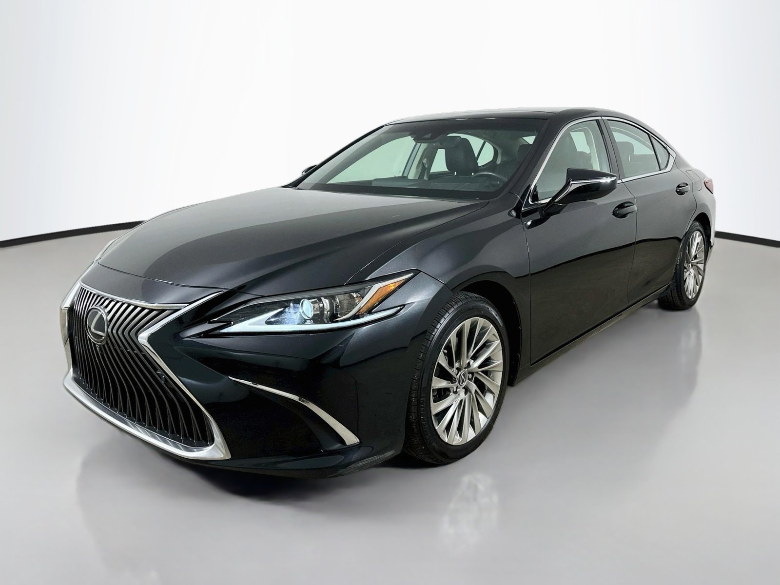 2019 Lexus ES