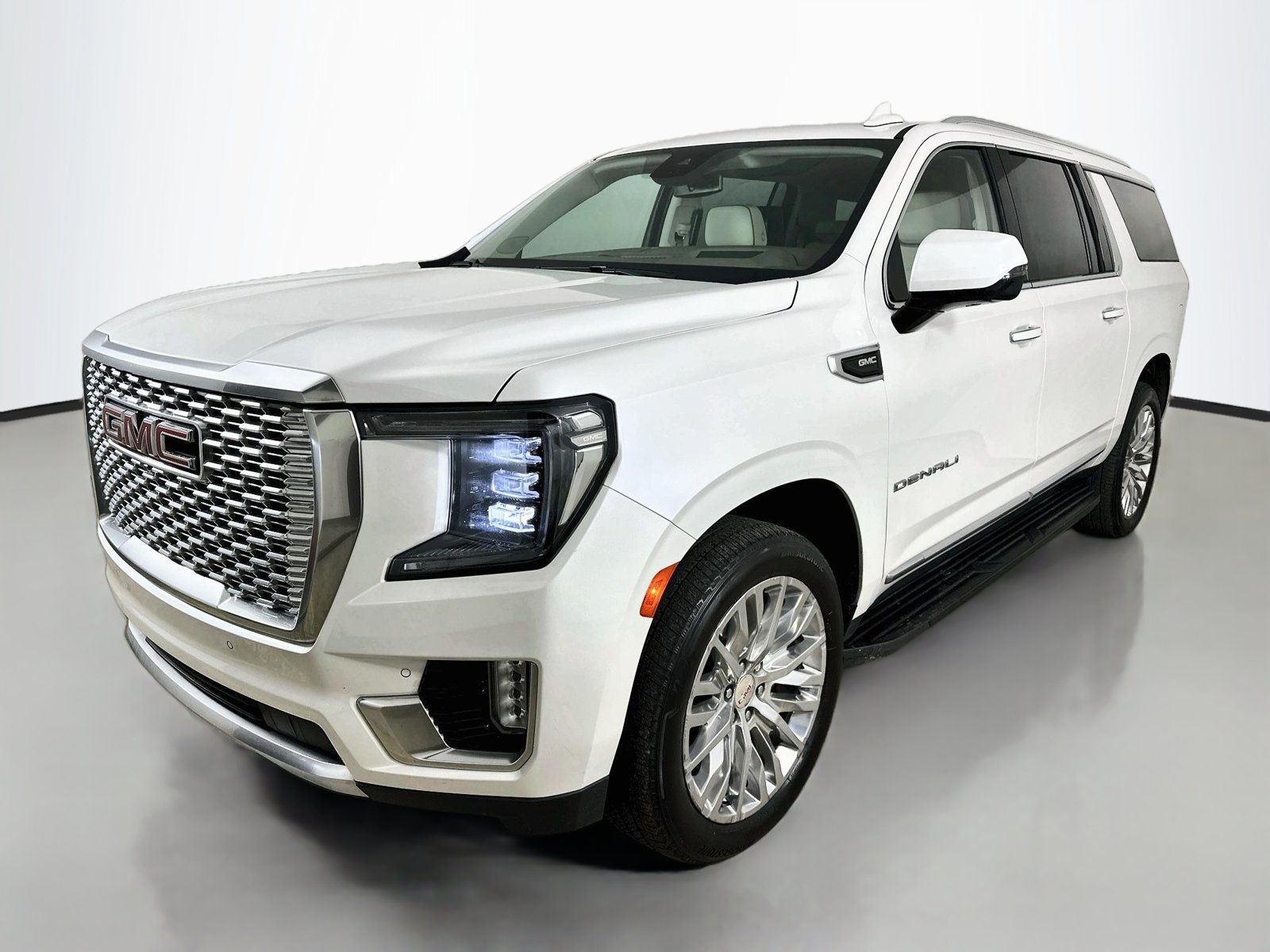 Used 2023 GMC Yukon XL Denali SUV