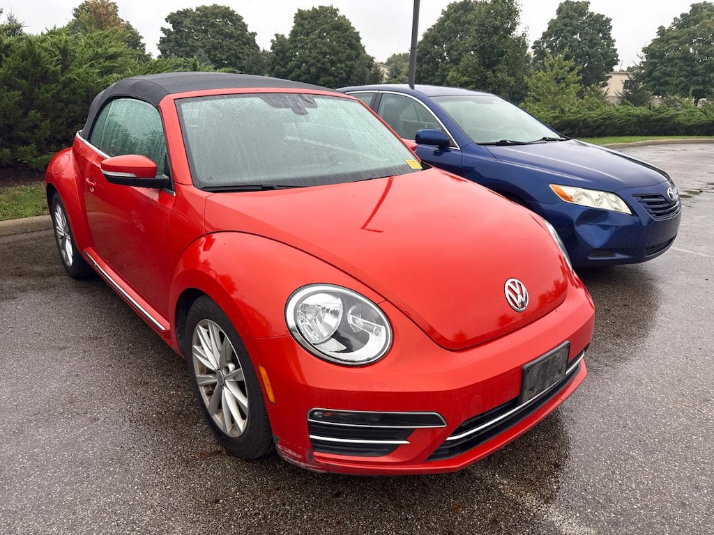 Used 2018 Volkswagen Beetle 2.0T SE Convertible